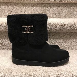 GBG-Black Fur-Lined Women's Boots- TAKING OFFERS